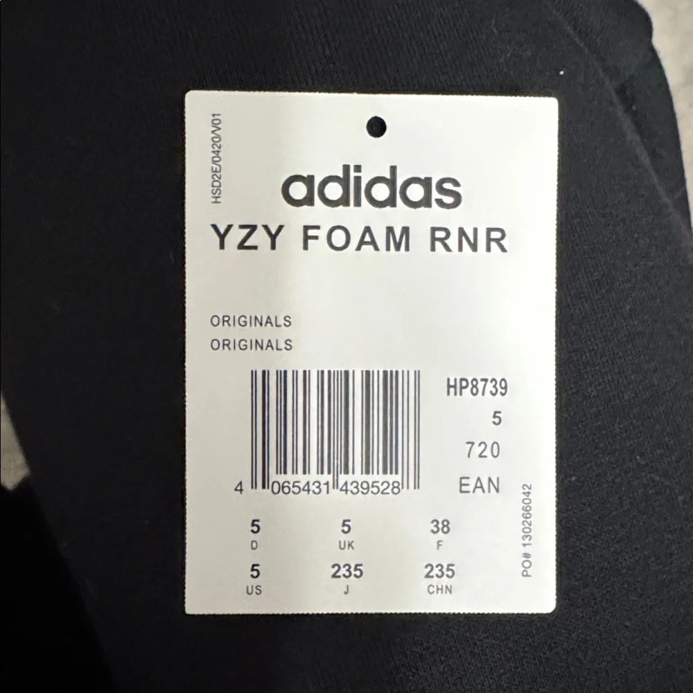 Yeezy foam RNR - Picture 4 of 4